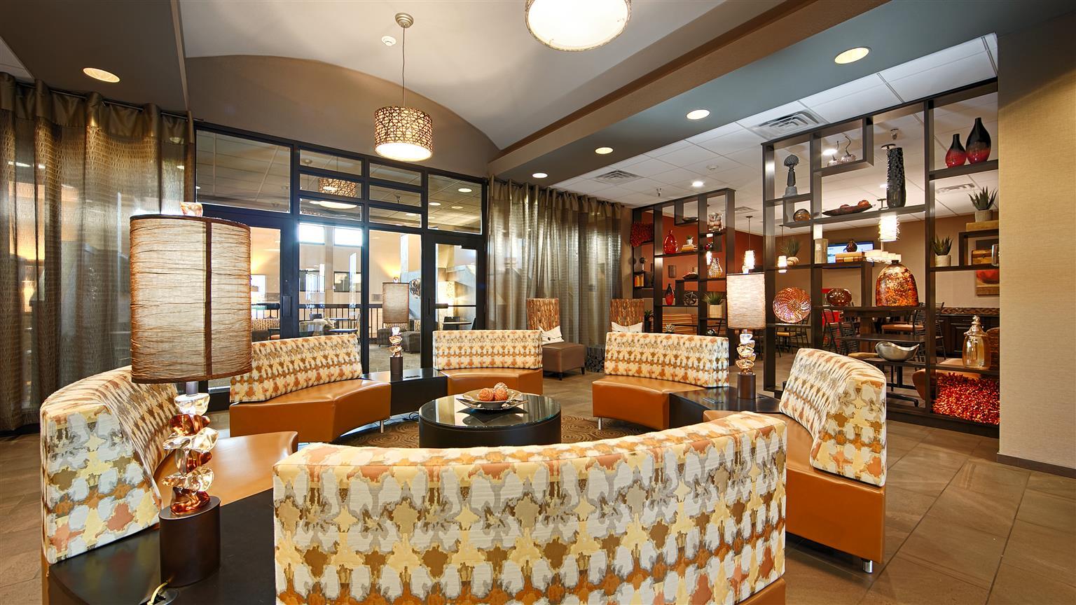 Revel Hotel Minot - Surestay Collection By Best Western Dış mekan fotoğraf